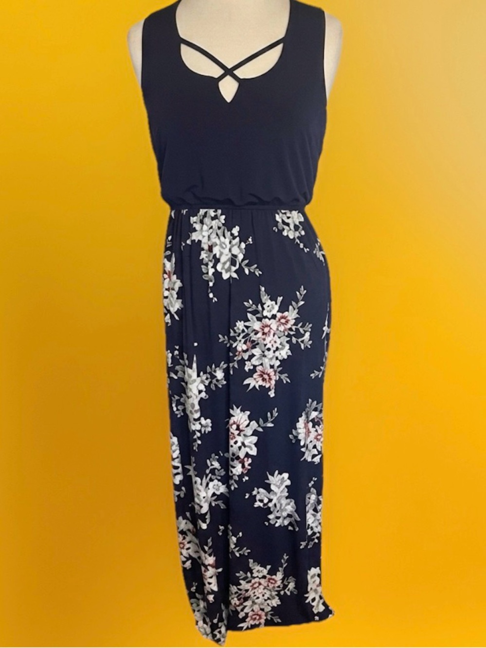 Trixxi Floral Maxi Dress Large L Navy Blue Cross Neck Sleeveless Stretch Casual